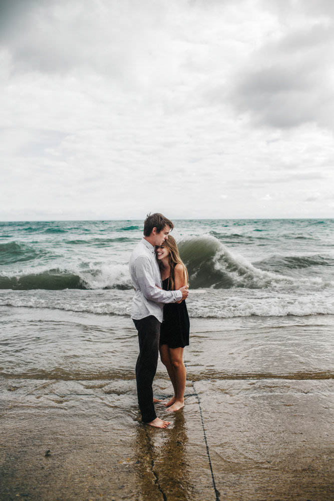 Playful-Downtown-Chicago-Engagement-Photos-Eastlyn-Bright-0012