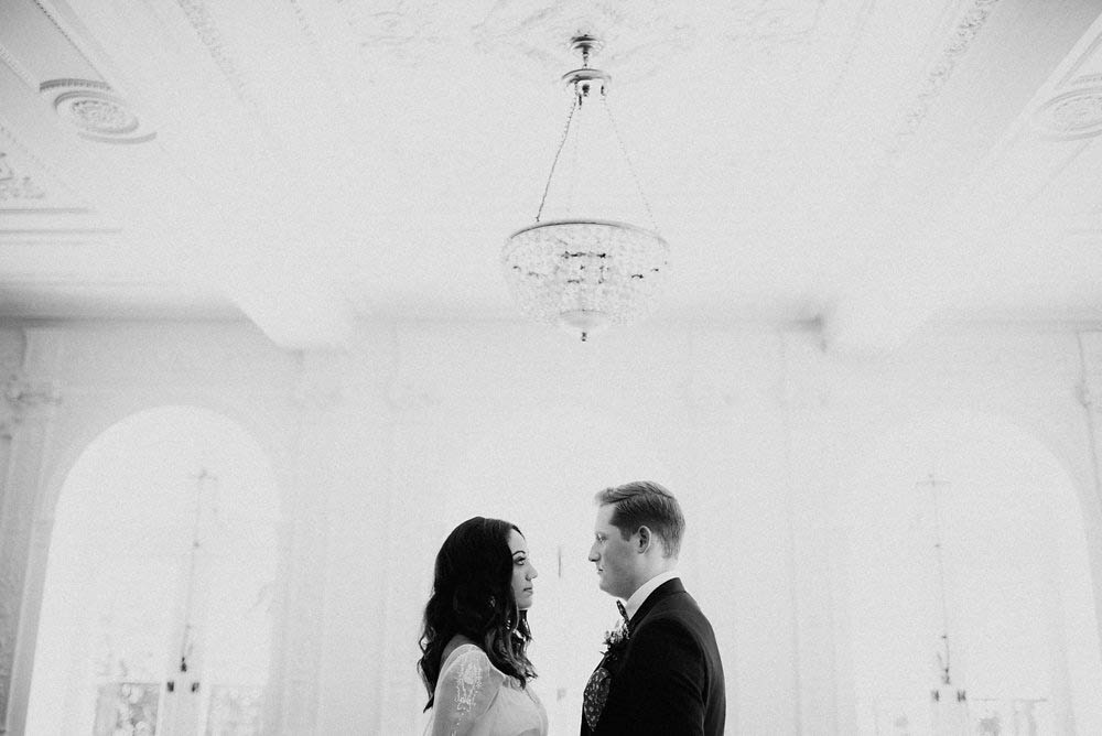 Downtown-London-Destination-Wedding-Inspiration-Linen-Silk-Weddings (11 of 25)