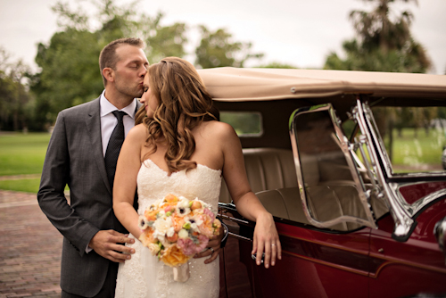 coral, gold, and grey wedding at Casa Feliz in Florida, photos by Kristen Weaver Photography | via junebugweddings.com coral, gold, and grey wedding at Casa Feliz in Florida, photos by Kristen Weaver Photography | via junebugweddings.com