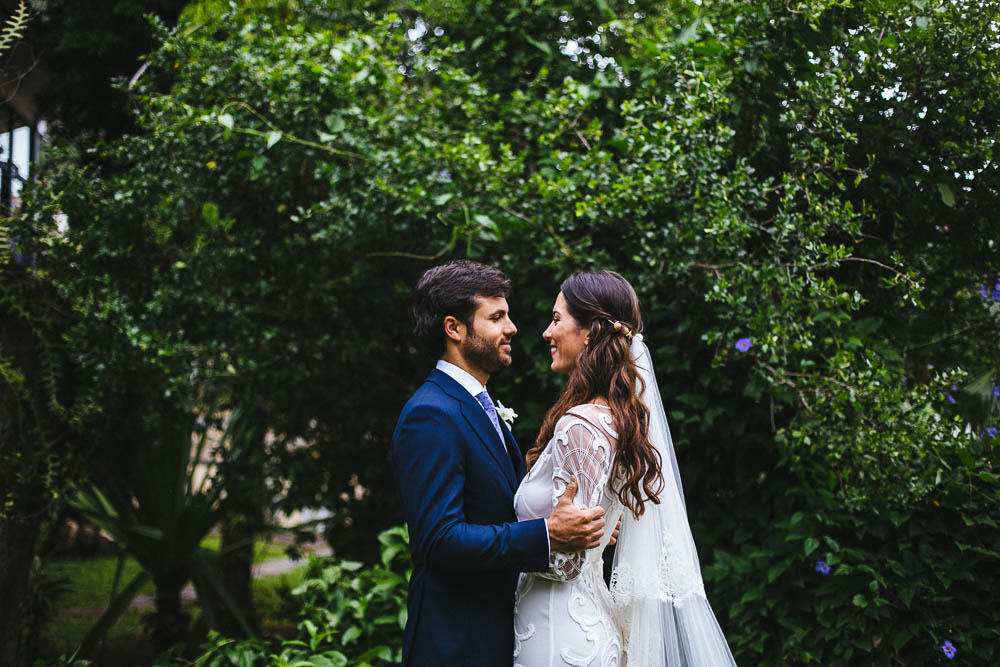 Boho-Garden-Wedding-at-Hotel-Santa-Teresa-Gustavo-Marialva--6