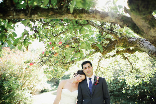 sweet and pretty wedding at Bella Luna Farms with photos by Michele M Waite Photography | junebugweddings.com sweet and pretty wedding at Bella Luna Farms with photos by Michele M Waite Photography | junebugweddings.com