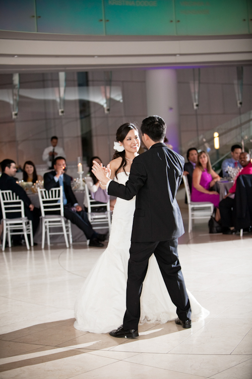 segerstrom center for the arts wedding photo by Jules Bianchi | junebugweddings.com segerstrom center for the arts wedding photo by Jules Bianchi | junebugweddings.com