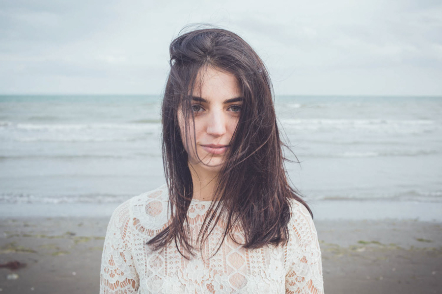 Windy-Lignano-Sabbiadoro-Beach-Engagement-Photos-Tramontina-Studio-2