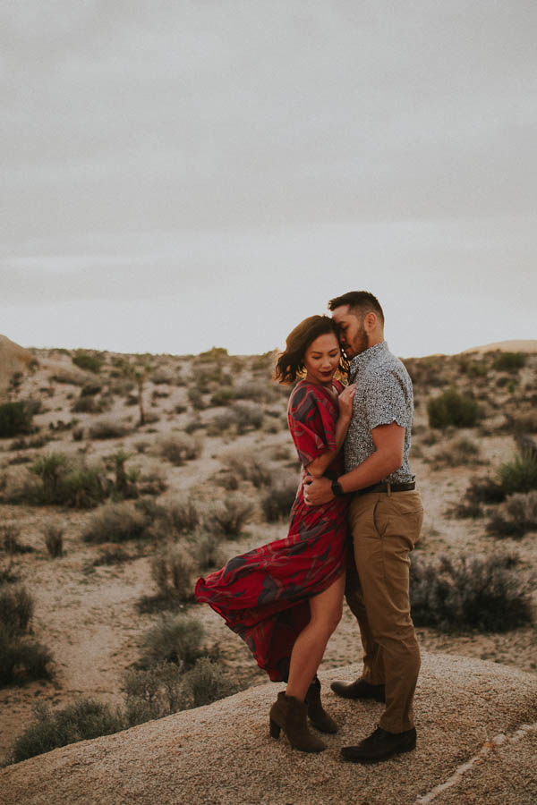 Passionately-Romantic-Desert-Anniversar-Shoot-in-Joshua-Tree-Katch-Studios-20