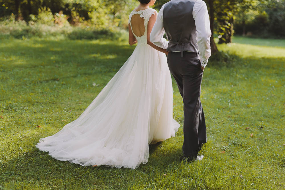 Colorful-and-Romantic-Wedding-at-Ancaster-Mill (15 of 40)
