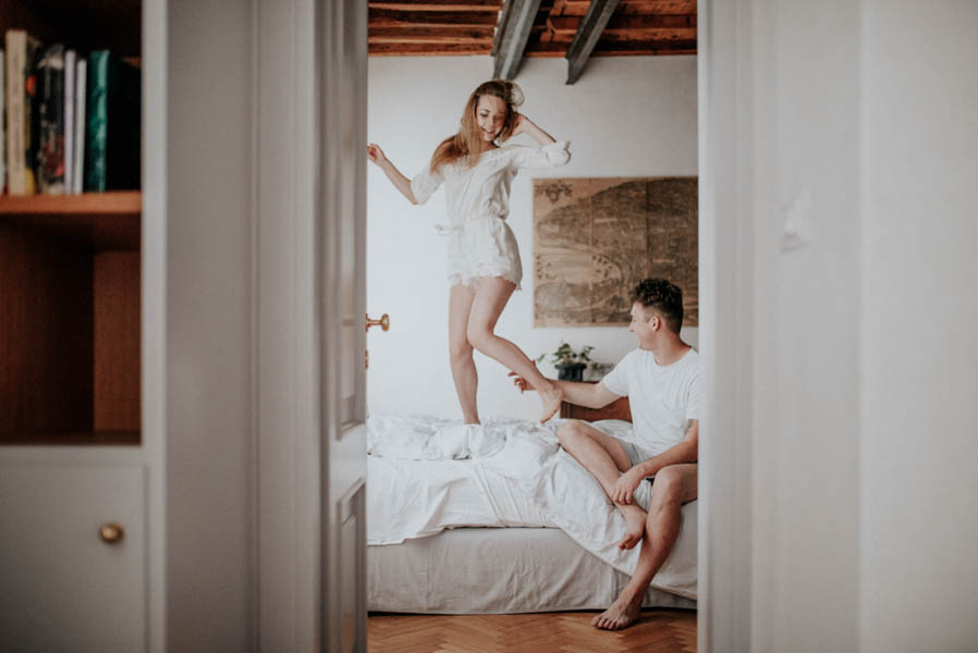 these-two-cuddled-all-the-way-through-their-rome-engagement-session-27