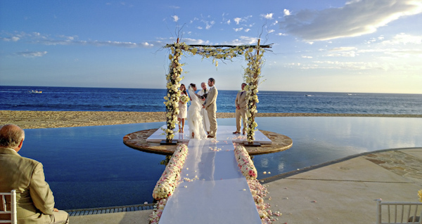 wedding shot by cell phone Nokia Lumia 1020 by Joy Marie Photography at Capella Resort, California | via junebugweddings.com wedding shot by cell phone Nokia Lumia 1020 by Joy Marie Photography at Capella Resort, California | via junebugweddings.com