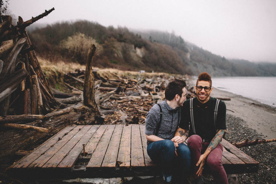 Sweetest-Seattle-Street-Art-Engagement-Julia-Kinnunen-Photography-21