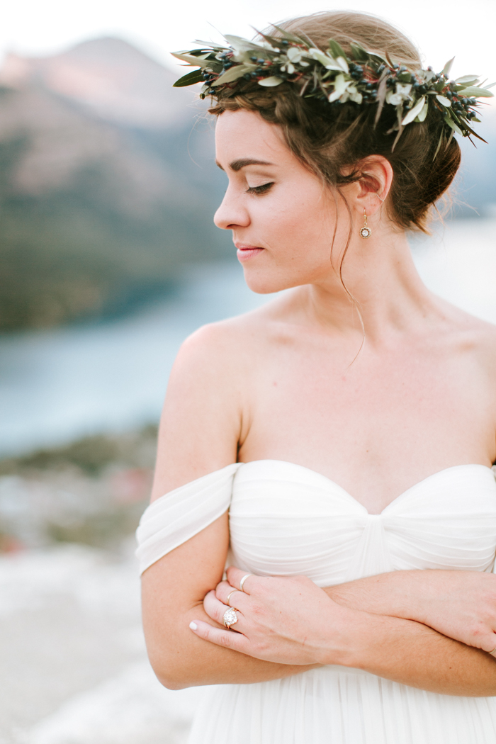 ntimate-mountaintop-wedding-inspiration-at-waterton-lakes-national-park-9