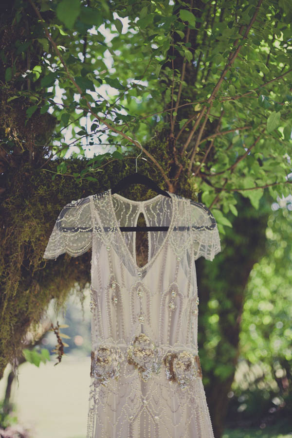 romantic camp wedding bridal fashion wedding dress by Jenny Packham, photo by Terra Lange Photography | via junebugweddings.com romantic bridal fashion, wedding dress by Jenny Packham