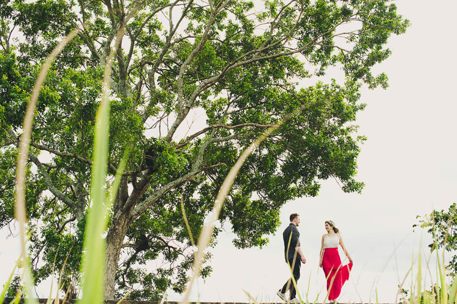 Brazilian-Engagement-Session-in-the-Forest-Tati-Pinho (8 of 19)