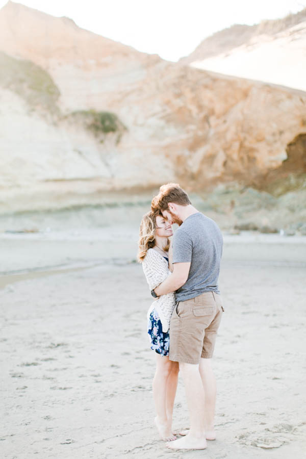 Sunny-Beach-Engagement-Cape-Kiwanda-Katie-Nicolle-Photography (15 of 24)