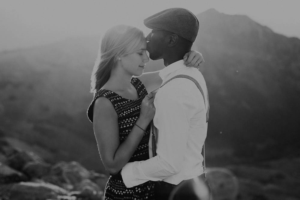 Stylish-Mountain-Engagement-at-Mount-Rainier-National-Park-Robert-J-Hill-Photography (16 of 22)