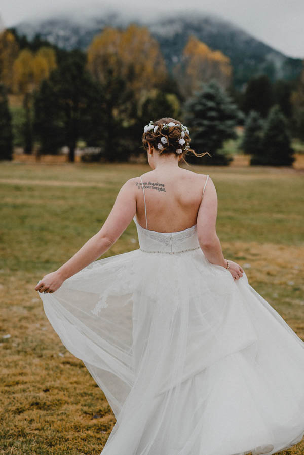 Snowy-Evergreen-Lake-House-Wedding-Mallory-and-Justin-17