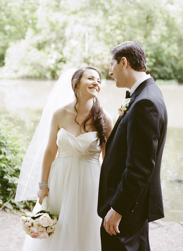 elegant wedding at Studio450 in New York, photo by Karen Hill Photography | via junebugweddings.com elegant wedding at Studio450 in New York, photo by Karen Hill Photography | via junebugweddings.com