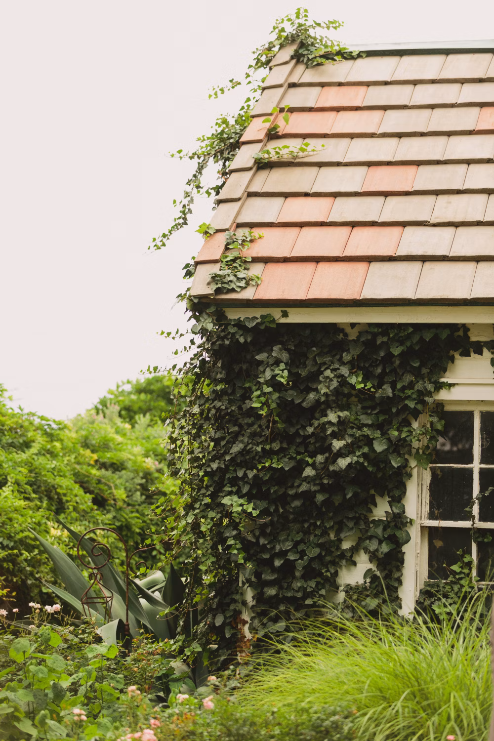 Intimate, DIY Wedding at Barr Mansion - Austin, Texas - Urban Grey Photography