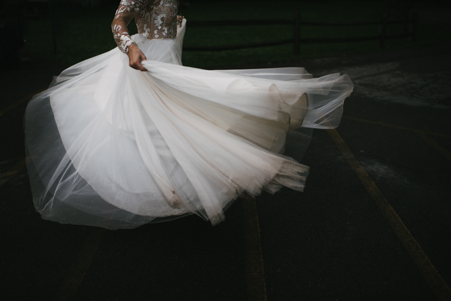 this-couple-diyed-the-heck-out-of-their-dream-wedding-at-mounds-state-park-16