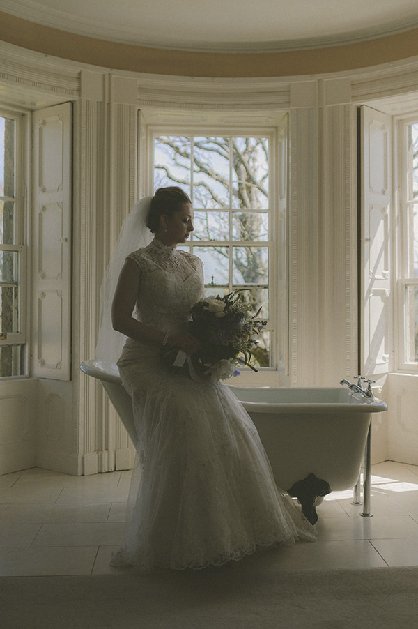 destination wedding in Ireland, photo by Savo Photography | via junebugweddings.com destination wedding in Ireland, photo by Savo Photography | via junebugweddings.com