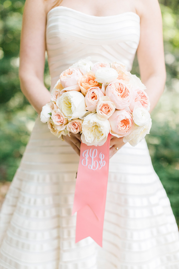 coral and navy nautical wedding on Lake Michigan, photo by Harrison Studio | via junebugweddings.com coral and navy nautical wedding on Lake Michigan, photo by Harrison Studio | via junebugweddings.com