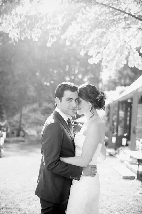 sweet and pretty wedding at Bella Luna Farms with photos by Michele M Waite Photography | junebugweddings.com sweet and pretty wedding at Bella Luna Farms with photos by Michele M Waite Photography | junebugweddings.com