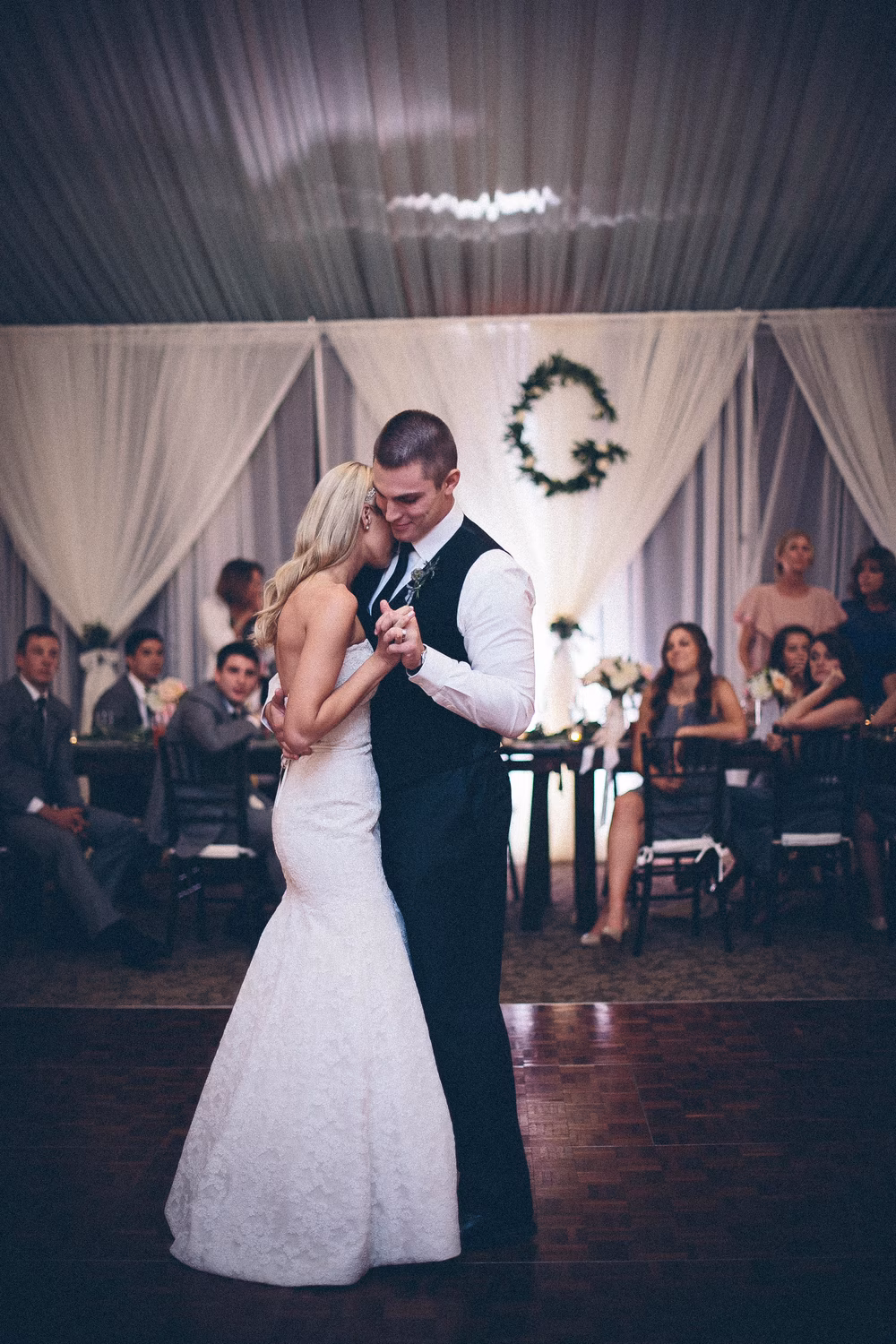Elegant-Garden-Wedding-Oregon-Golf-Club-Ben-Pigao (31 of 32)