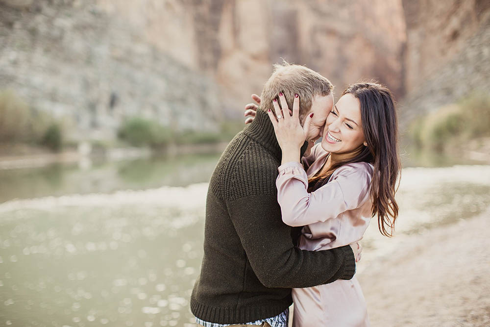 Desert-Engagement-Big-Bend-Shaun-Menary (19 of 25)