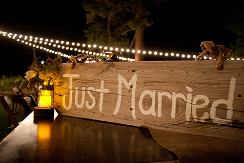 rustic, relaxed Lake Tahoe wedding from Felicia Events and Theilen Photography | via junebugweddings.com rustic, relaxed Lake Tahoe wedding from Felicia Events and Theilen Photography | via junebugweddings.com