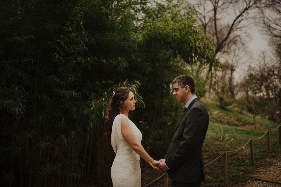 Romantic-Serbian-Wedding-Shoot-in-the-Botanical-Garden-1-2