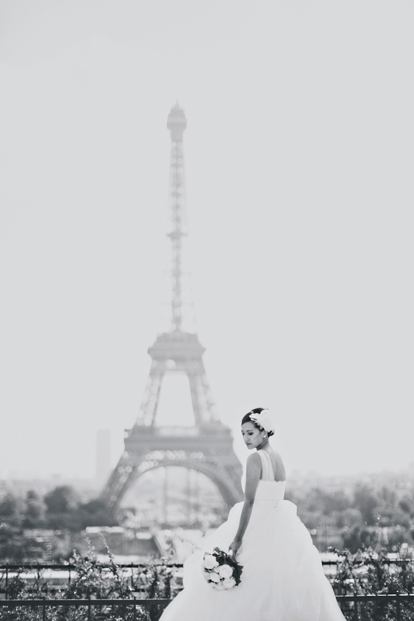 Paris destination wedding at the Westin Vendome, photo from The Mou Studio | via junebugweddings.com (35)