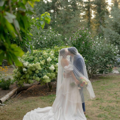 Alli Elizabeth Photo photo
