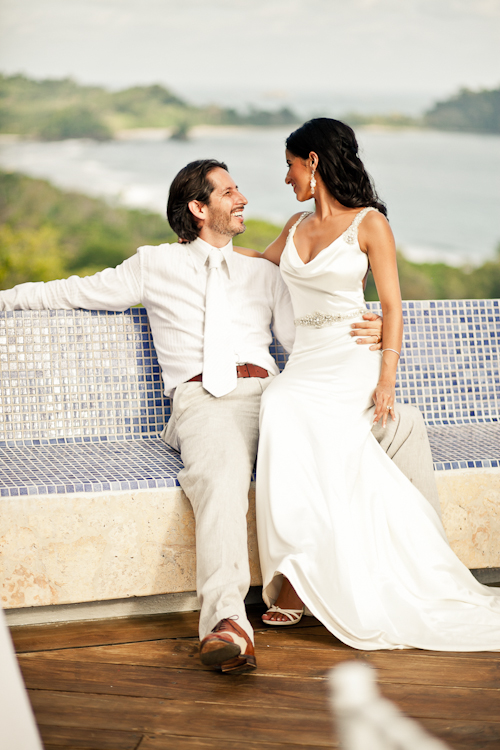 wedding at Punto De Vista with photos by A Brit and a Blonde | junebugweddings.com wedding at Punto De Vista with photos by A Brit and a Blonde | junebugweddings.com