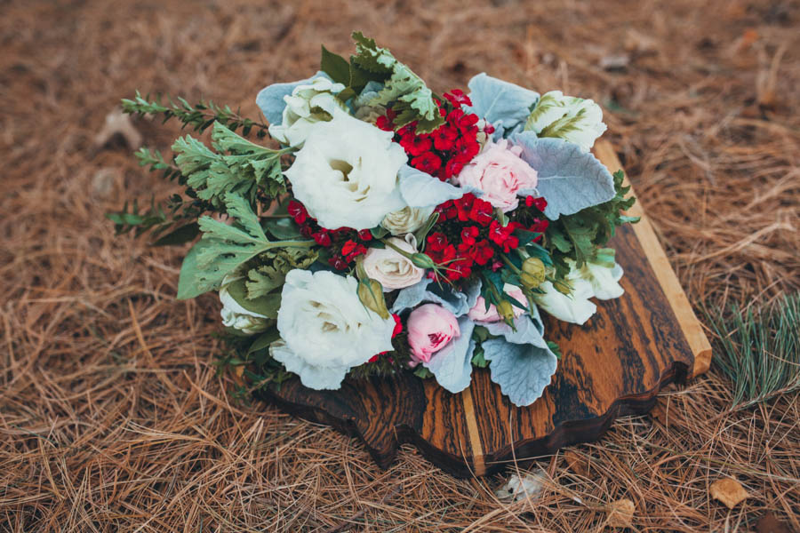 Alternative-Ohio-Wedding-Inspiration-The-Portos-34