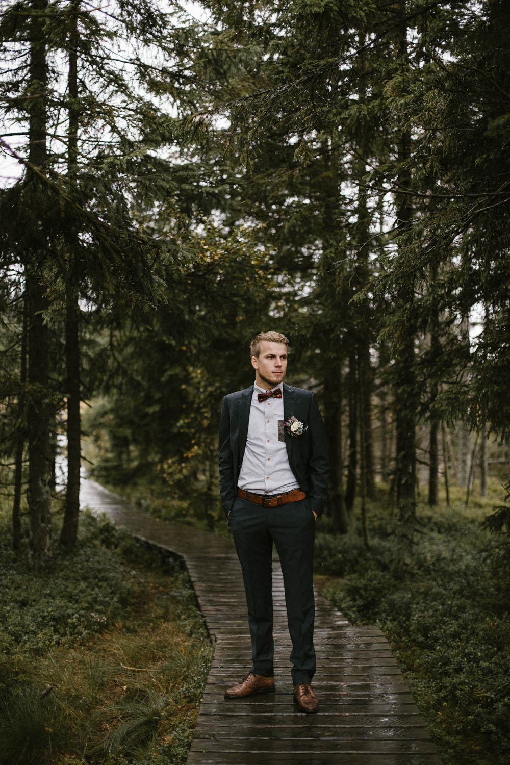 Dreamy-Wedding-Photo-Shoot-in-the-Rain-Kevin-Klein-2512