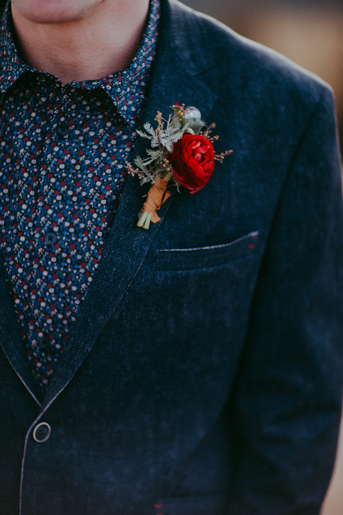 spontaneous-helicopter-elopement-inspiration-in-bragg-creek-7