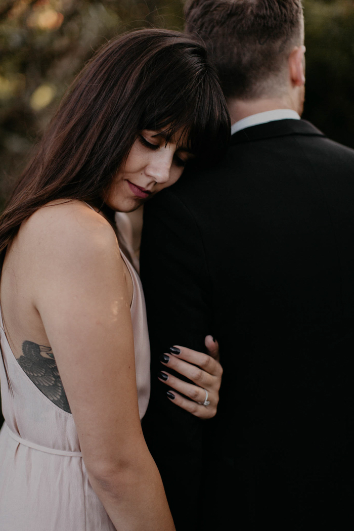 this-asheville-engagement-has-sunset-views-and-plenty-of-snuggles-12
