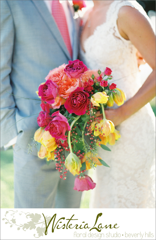 favorite-member-bouquets-of-2013-Wisteria-Lane-photo-by-Eric-McVey