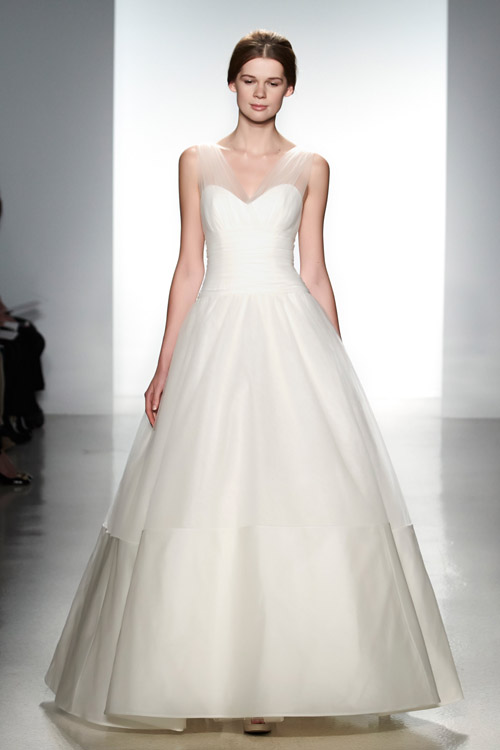 Amsale wedding dress from the Spring 2014 bridal collection | via junebugweddings.com Amsale wedding dress from the Spring 2014 bridal collection | via junebugweddings.com