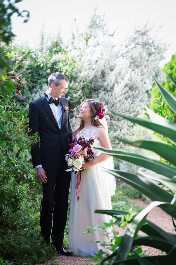 romantic and lush pink wedding, photo by matthew moore photography | via junebugweddings.com romantic and lush pink wedding, photo by matthew moore photography | via junebugweddings.com