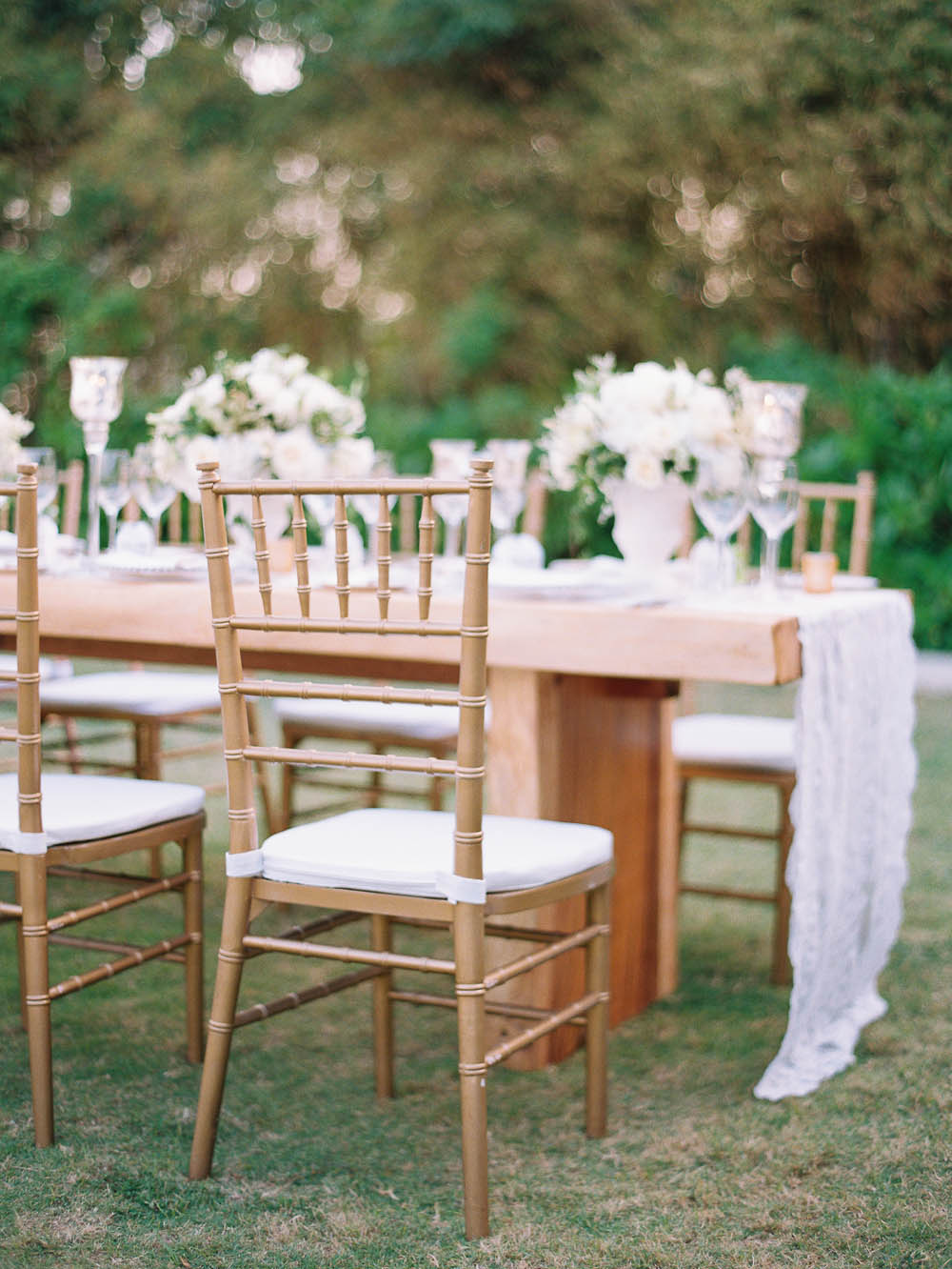 Fe-and-Frances-Angga-Permana-Photo-Junebug-Weddings-16