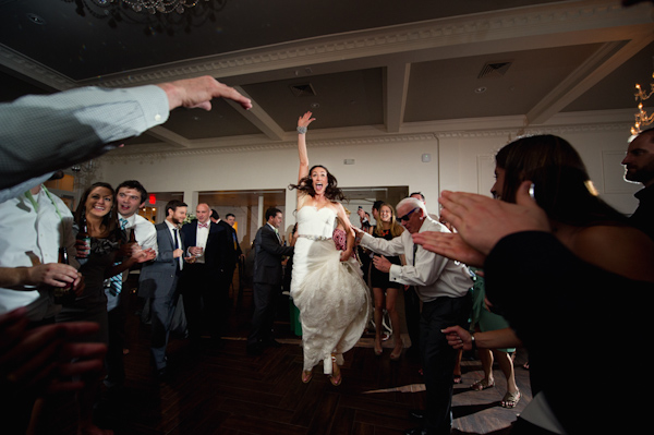 mint and cream wedding at The Estate in Atlanta, Georgia, photo by Scobey Photography | via junebugweddings.com mint and cream wedding at The Estate in Atlanta, Georgia, photo by Scobey Photography | via junebugweddings.com