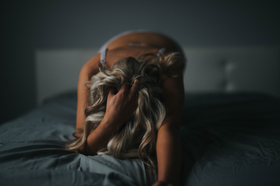 intimate-calgary-boudoir-session-at-home-5