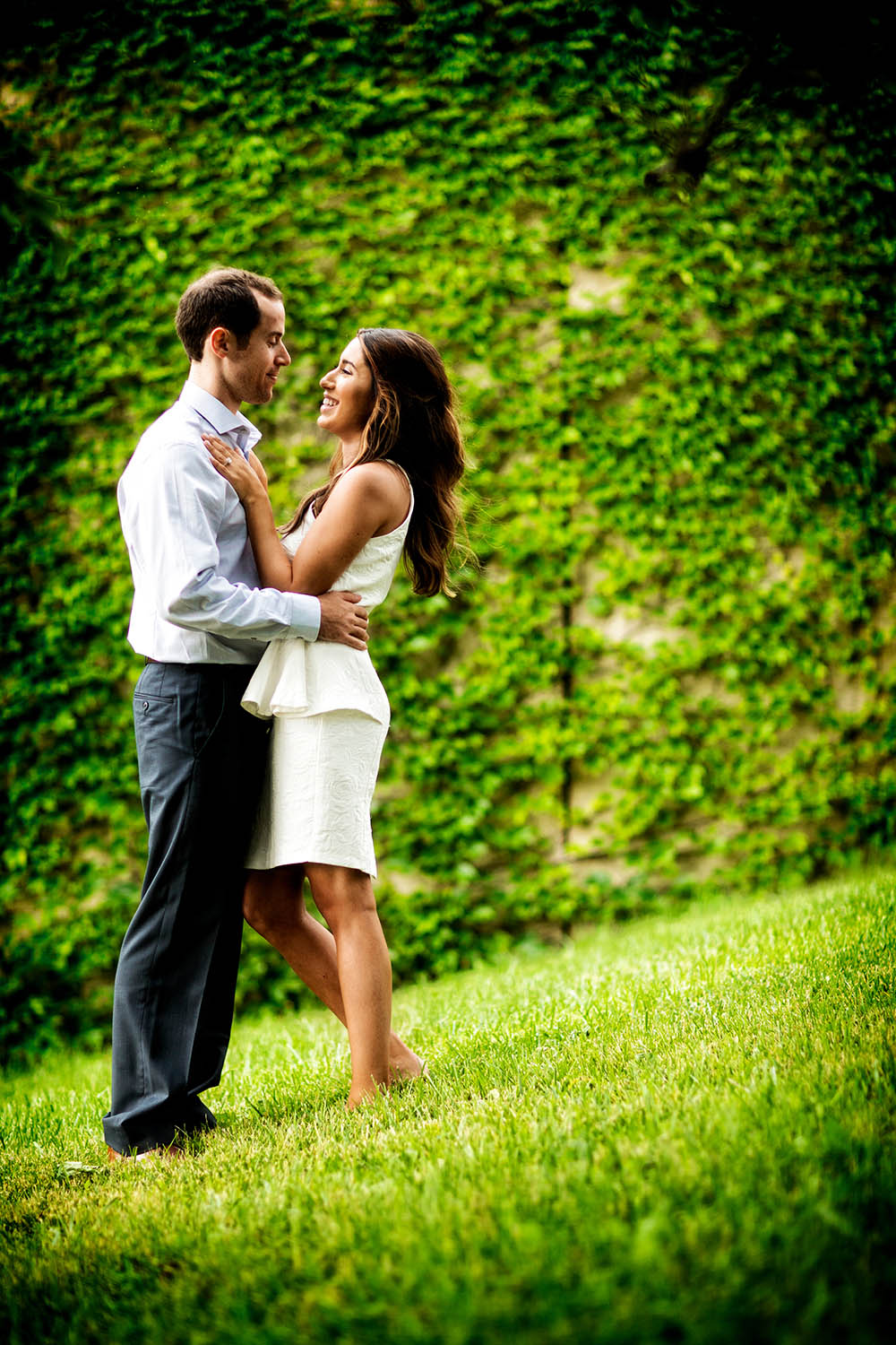 Lindsay-and-Kyle-Kevin-Weinstein-Junebug-Weddings-12