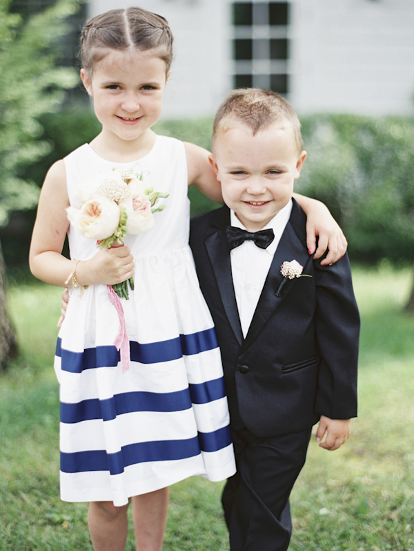 navy and pink nautical wedding at White Bear Yacht Club, Minnesota, photos by Geneoh Photography navy and pink nautical wedding at White Bear Yacht Club, Minnesota, photos by Geneoh Photography