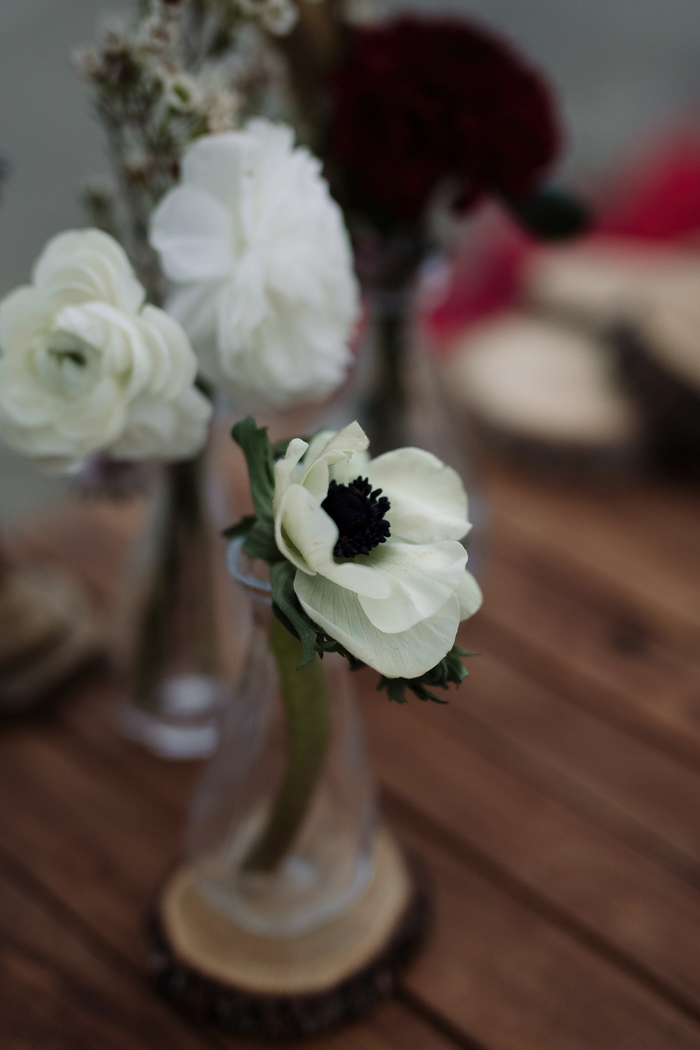 rugged-winter-cliffside-elopement-in-greece-27