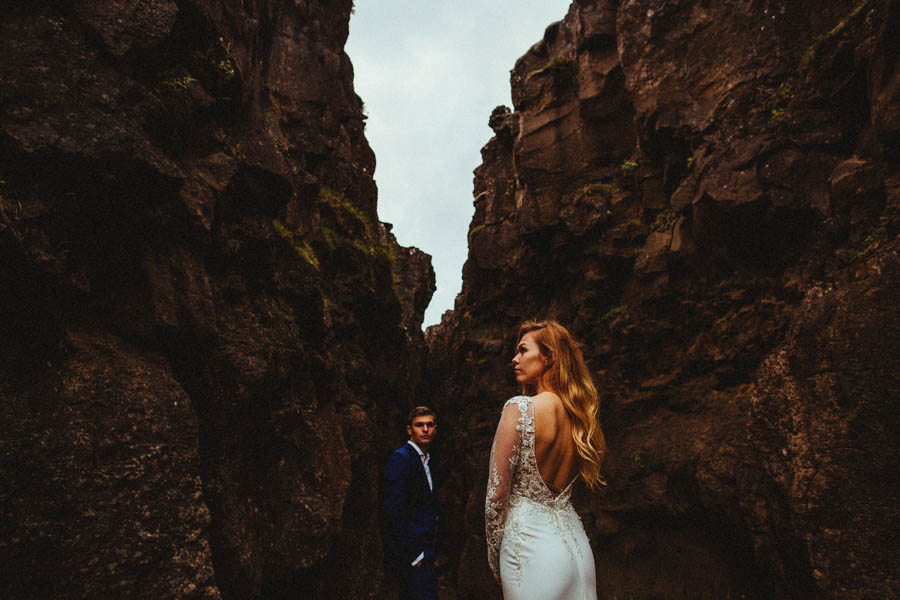crazy-passionate-icelandic-wedding-adventure-maciej-suwalowski-31