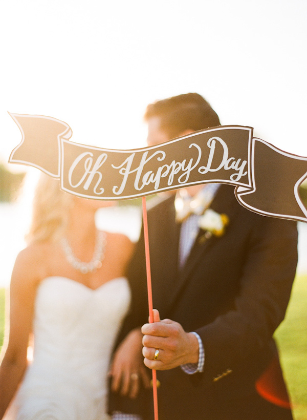 cheerful Texas wedding by Lavender Joy Weddings with photos by Taylor Lord Photography | via junebugweddings.com cheerful Texas wedding by Lavender Joy Weddings with photos by Taylor Lord Photography | via junebugweddings.com