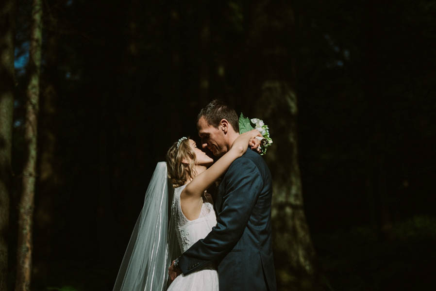 Intimate-Scottish-Wedding-at-Glenapp-Castle-tub-of-jelly-14