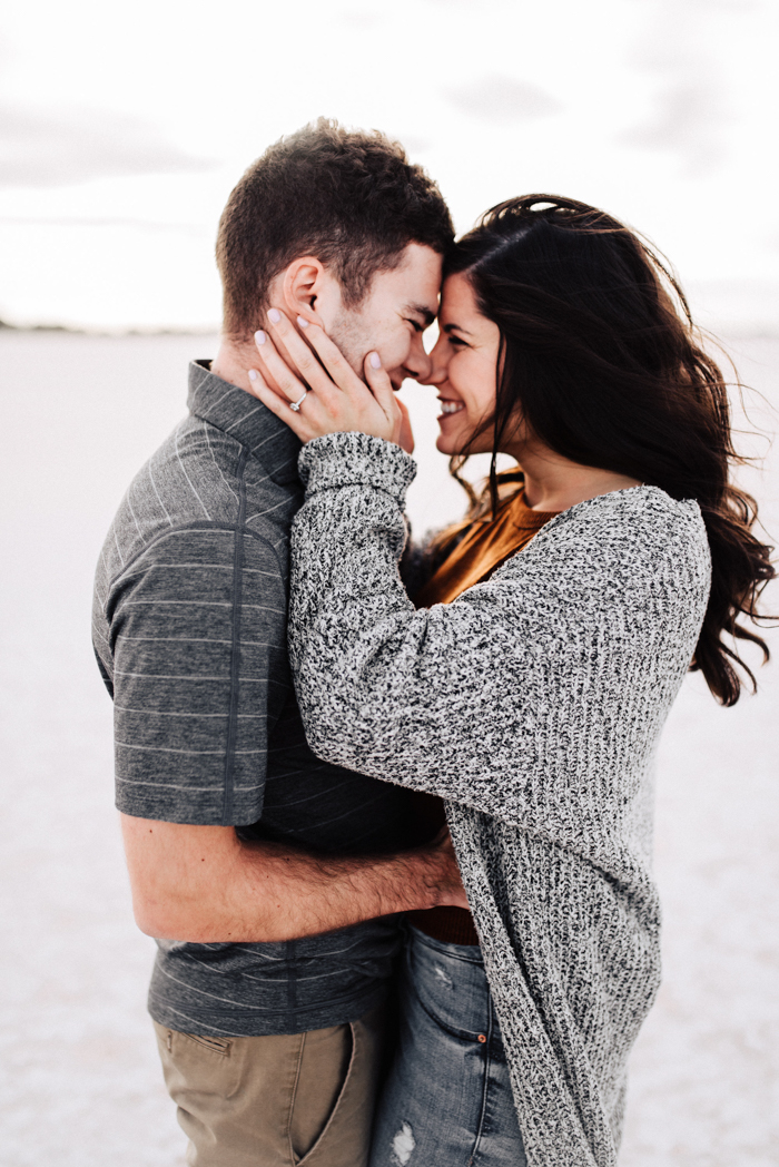 this-adorable-oklahoma-engagement-shows-off-the-states-unique-state-parks-8