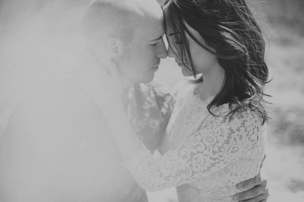 Striking-Red-Deer-River-Engagement-Session (20 of 24)