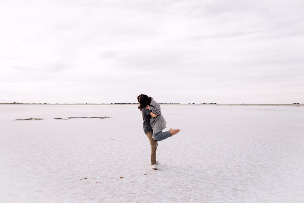 this-adorable-oklahoma-engagement-shows-off-the-states-unique-state-parks-11